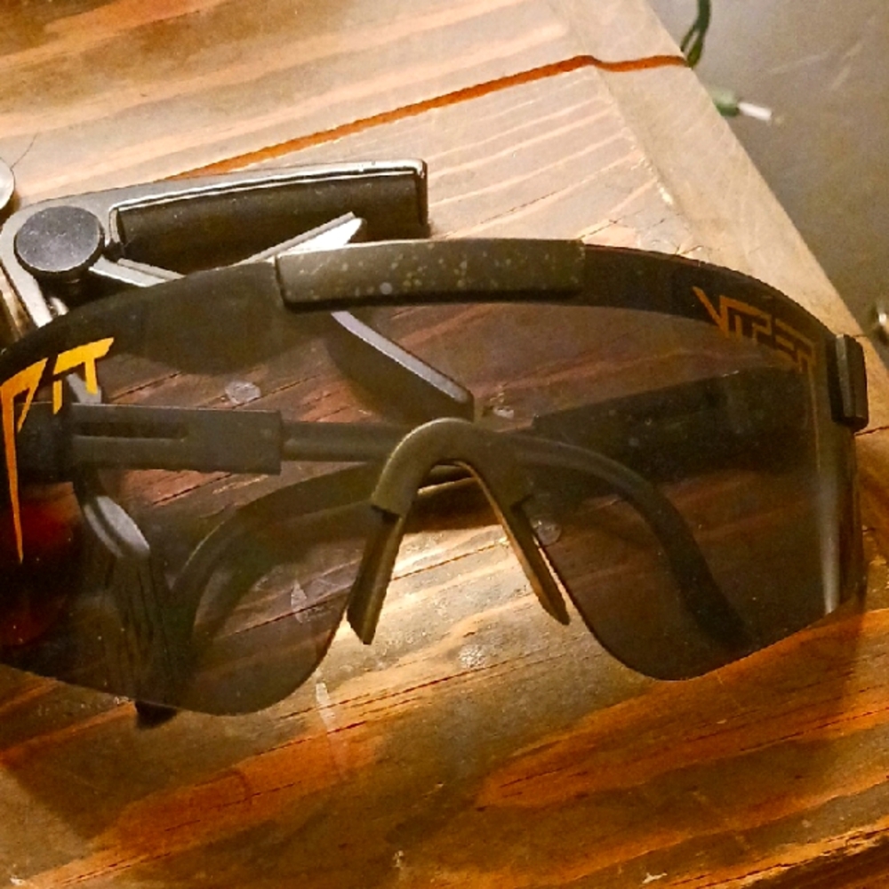 Black Sunglasses Viper